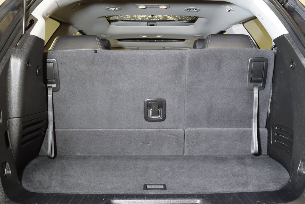 Used 2017 Chevrolet Traverse Premier image 31