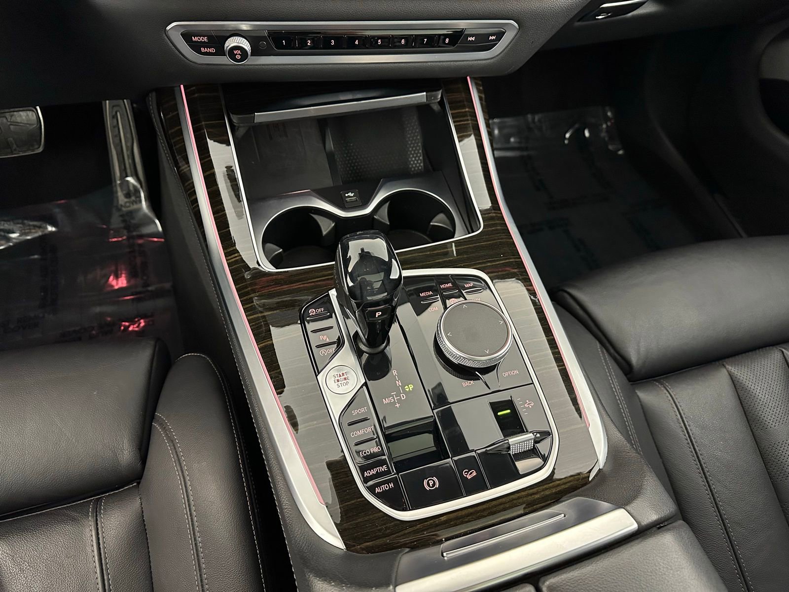 Used 2020 BMW X7 xDrive40i w/ M Sport Package image 18