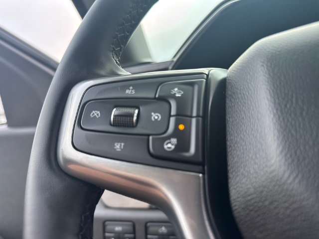 Used 2025 Chevrolet Silverado 1500 LT AWD/4WD image 18