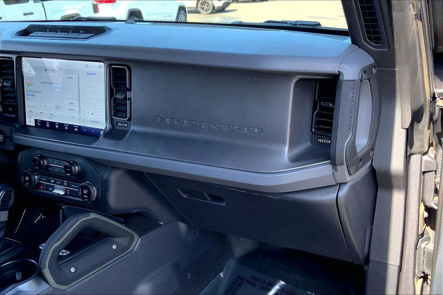 Used 2024 Ford Bronco Everglades image 18