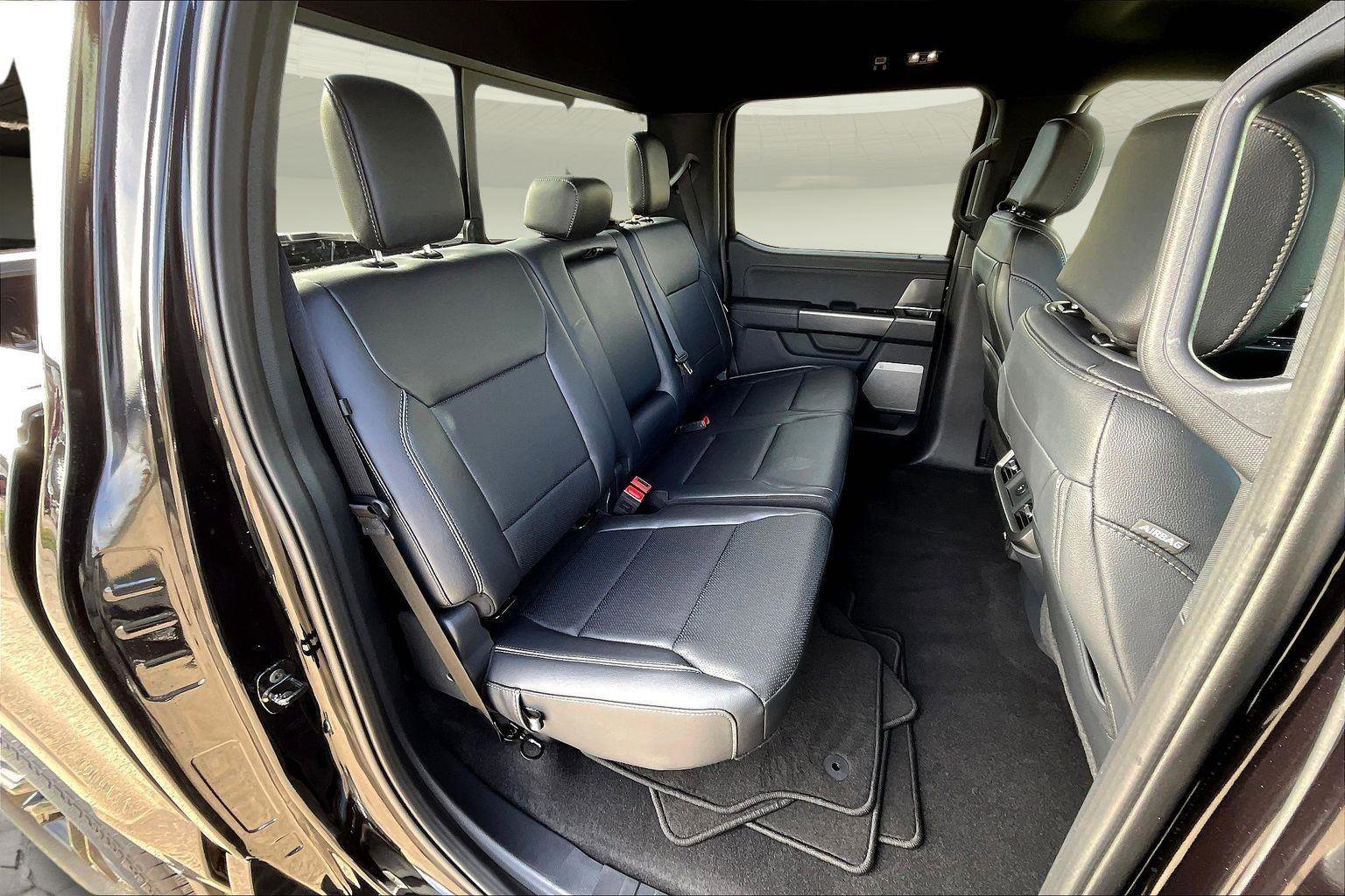 New 2025 Ford F150 Lariat w/ Equipment Group 501A Mid image 10