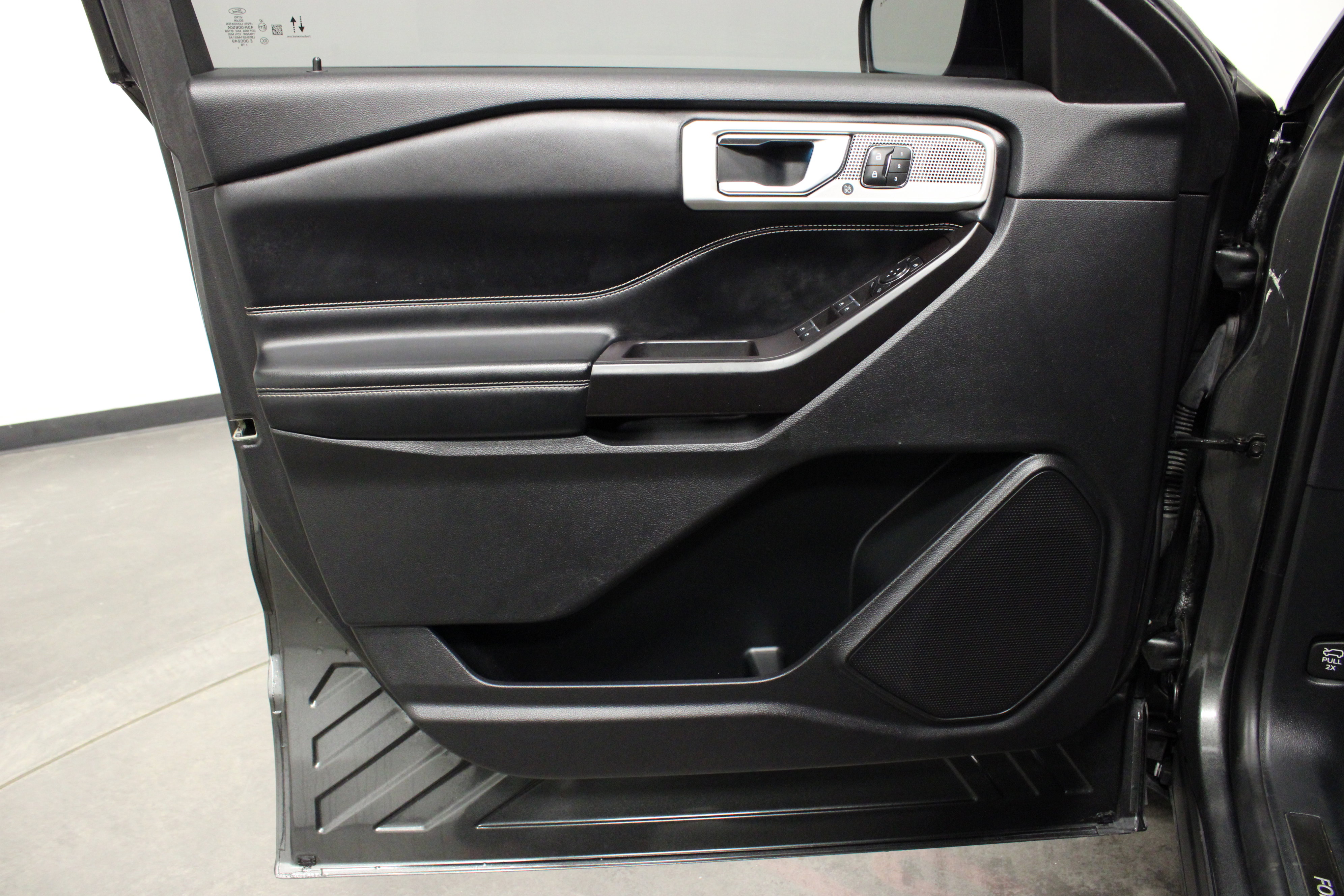 Used 2020 Ford Explorer ST AWD/4WD image 20