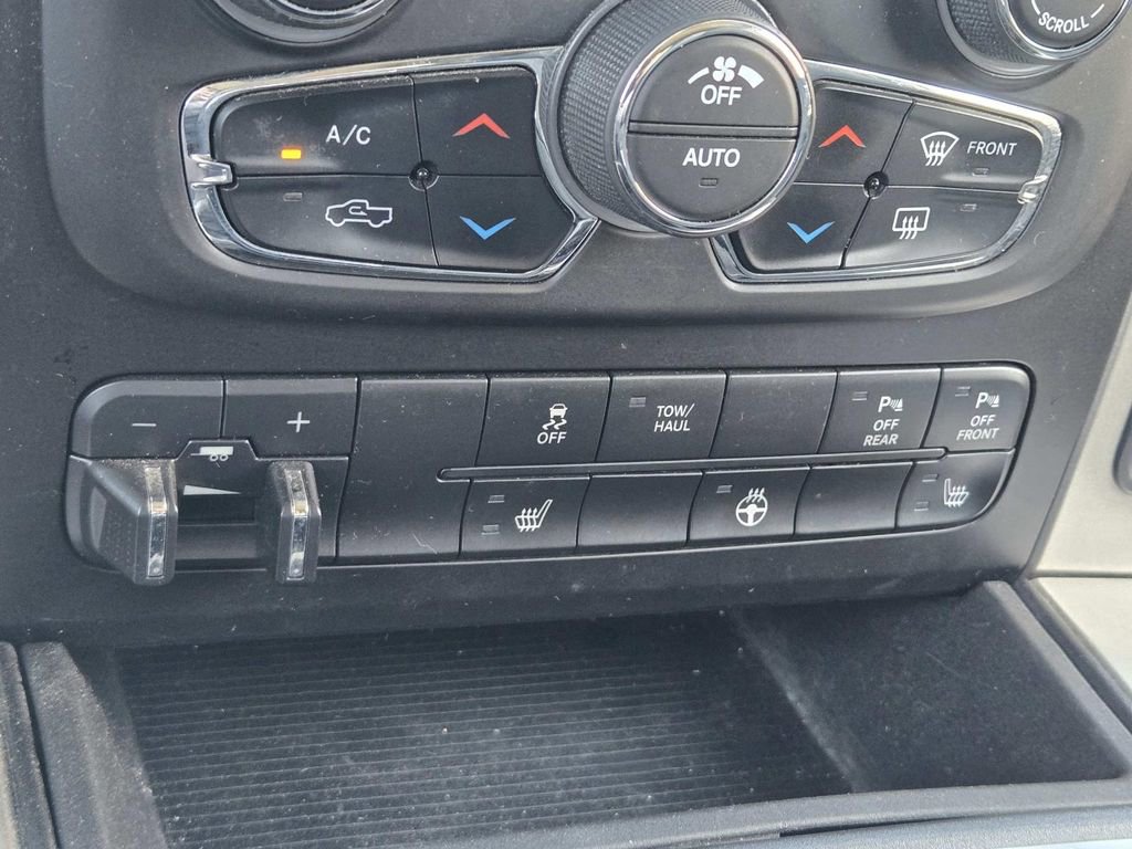 Used 2019 RAM 1500 Big Horn image 30