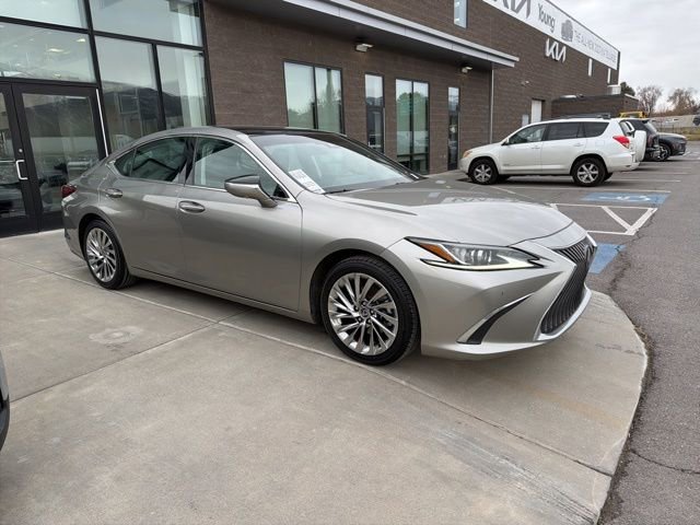 Used 2019 Lexus ES 350 w/ Accessory Package image 1
