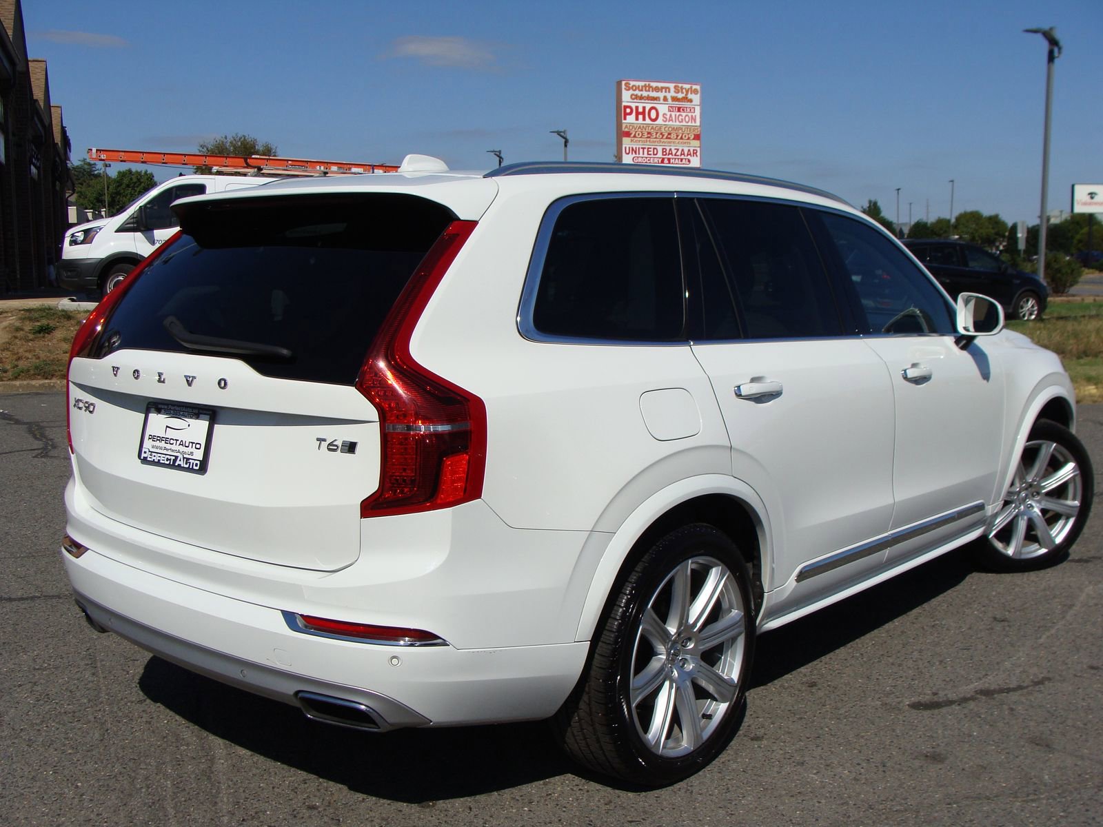 Used 2019 Volvo XC90 T6 Inscription w/ Protection Package AWD/4WD image 6