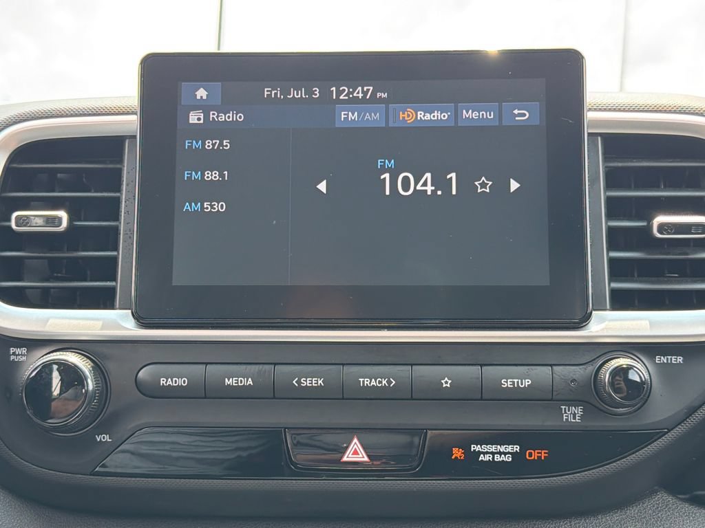 Used 2025 Hyundai Venue SE FWD image 28