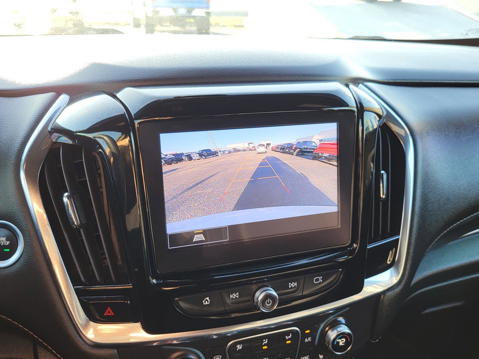 Used 2023 Chevrolet Traverse LT image 27