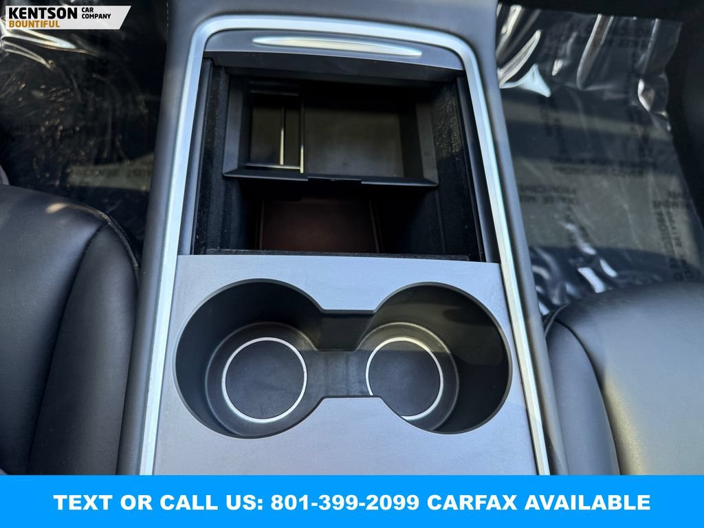 Used 2023 Tesla Model Y Performance AWD/4WD image 19