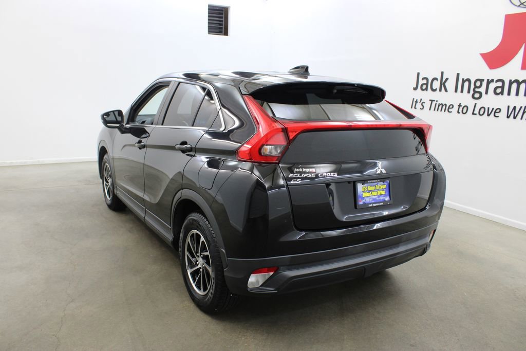 Used 2020 Mitsubishi Eclipse Cross ES FWD image 3