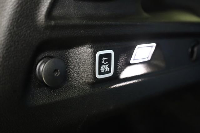 Used 2024 Jeep Grand Cherokee L Limited w/ Luxury Tech Group II image 36