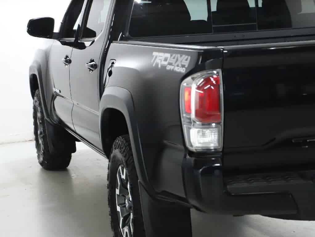 Certified 2020 Toyota Tacoma TRD Off-Road w/ Technology Package AWD/4WD image 40