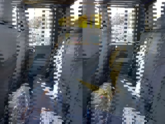 New 2025 Jeep Gladiator Mojave image 13