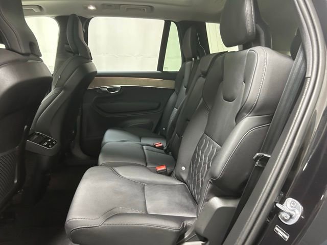 Used 2025 Volvo XC90 B5 Plus AWD/4WD image 13