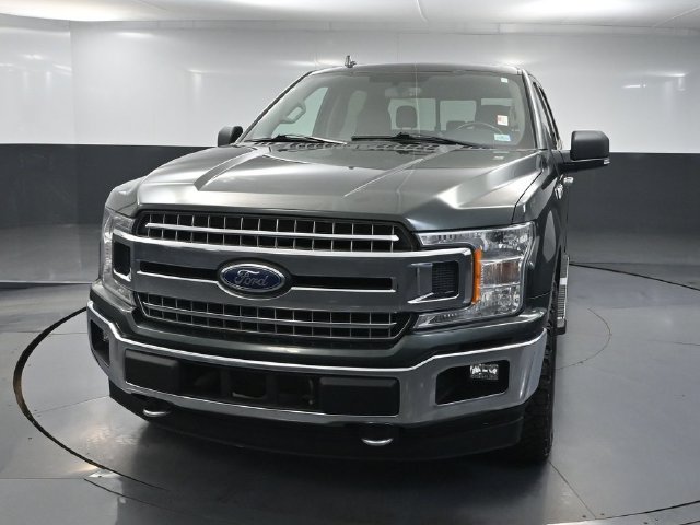 Used 2018 Ford F150 XLT w/ Equipment Group 302A Luxury AWD/4WD image 9