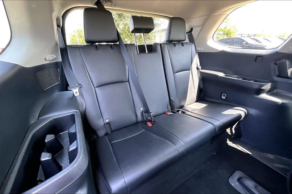 Used 2025 Toyota Grand Highlander AWD image 32