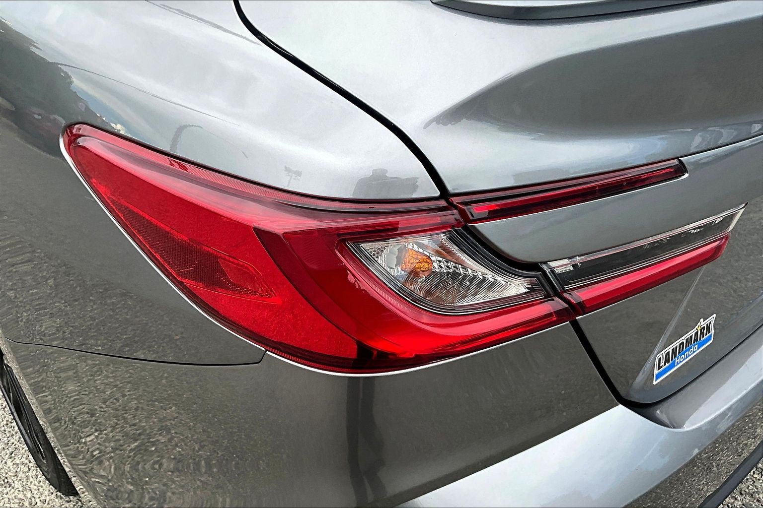 Used 2025 Toyota Camry SE FWD image 30