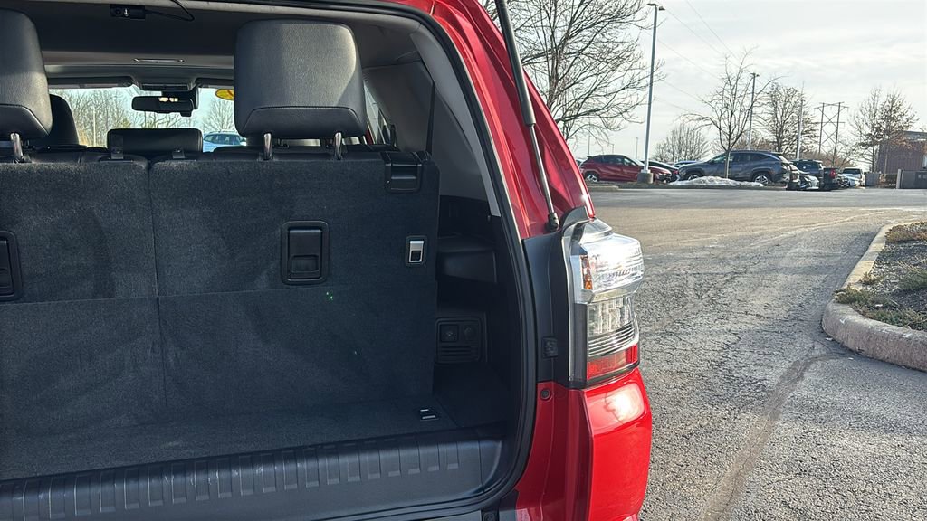 Used 2020 Toyota 4Runner SR5 Premium w/ Moonroof Package image 34