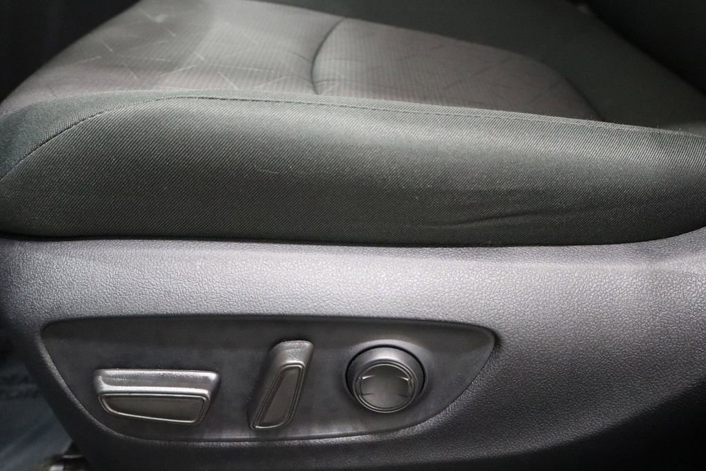 Used 2024 Toyota RAV4 XLE image 19