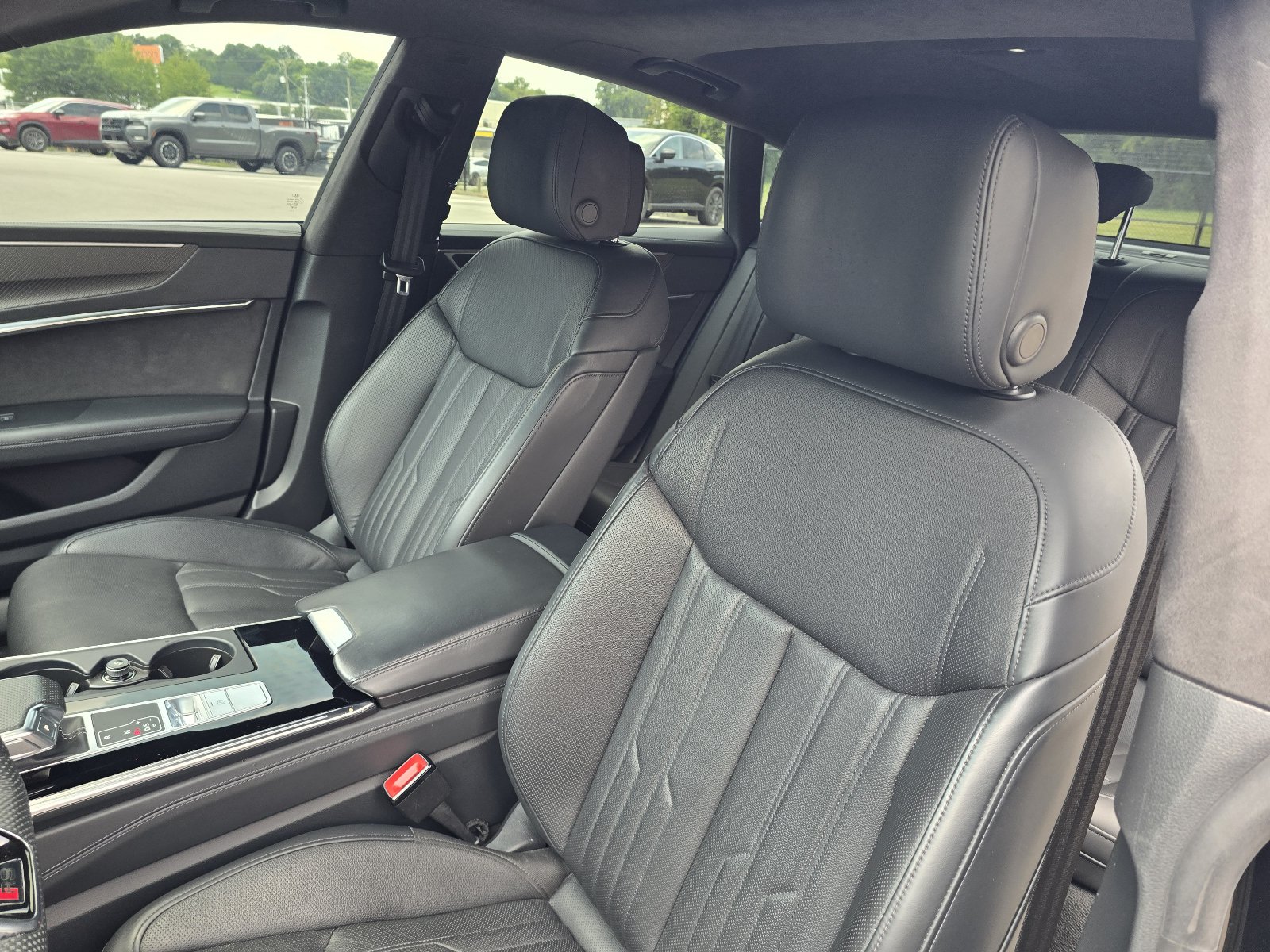 Used 2023 Audi RS 7 Sportback AWD/4WD image 13