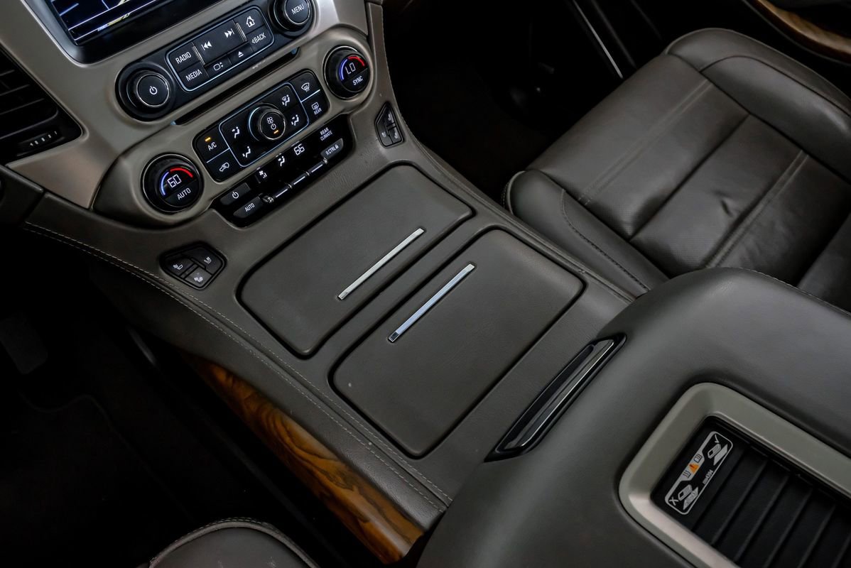 Used 2020 GMC Yukon Denali w/ Denali Ultimate Package image 25