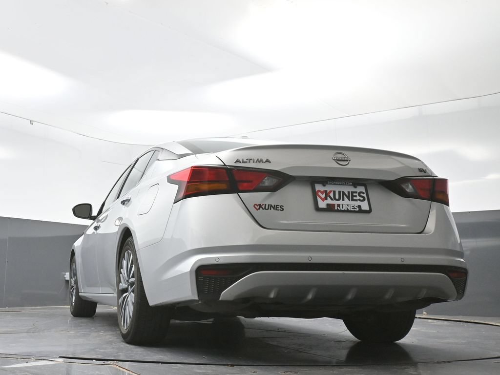 Used 2024 Nissan Altima 2.5 SV FWD image 54