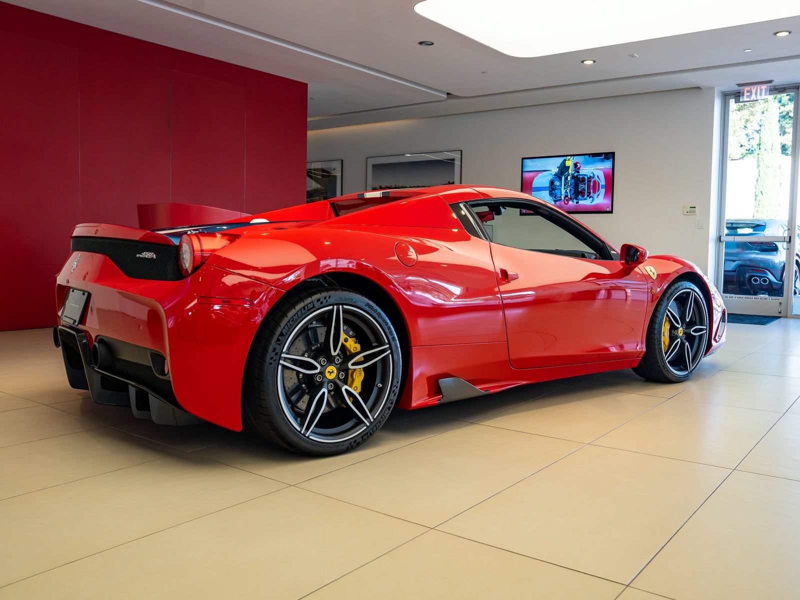 Certified 2015 Ferrari 458 Speciale A RWD image 30