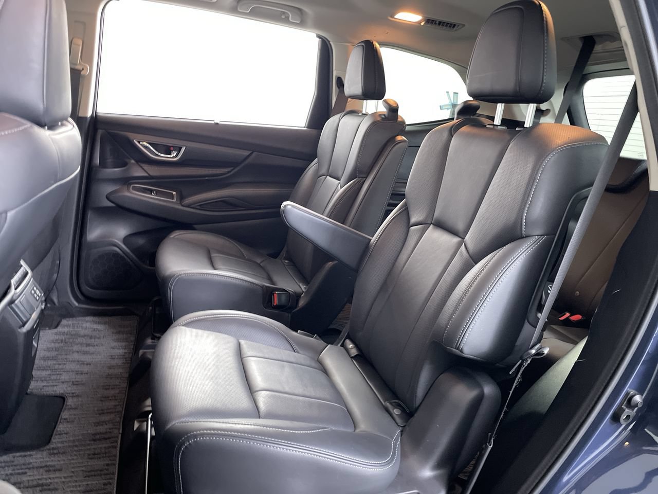 Used 2023 Subaru Ascent Limited AWD/4WD image 20