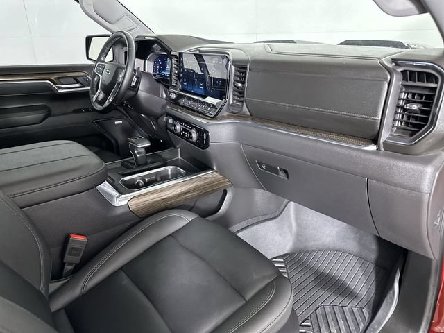 Used 2025 Chevrolet Silverado 1500 LT Trail Boss w/ Convenience Package II AWD/4WD image 30