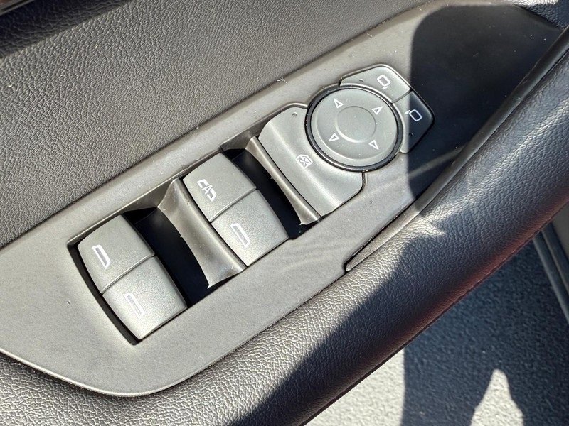 Used 2022 Chevrolet Blazer RS w/ Enhanced Convenience Package image 16