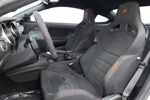 Used 2017 Ford Mustang Shelby GT350R w/ GT350R Equipment Group 920A image 8