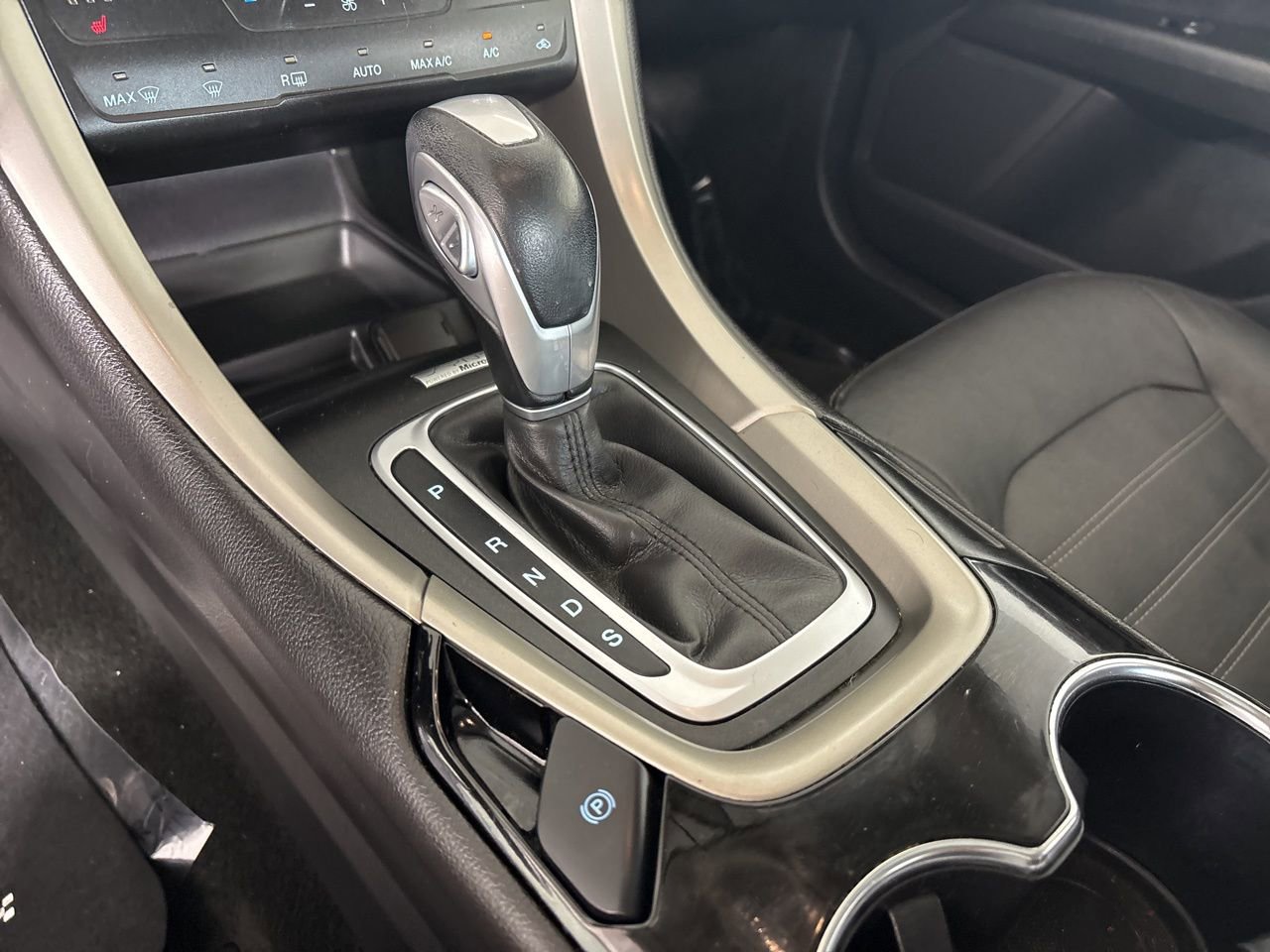 Used 2014 Ford Fusion SE w/ Equipment Group 202A image 20