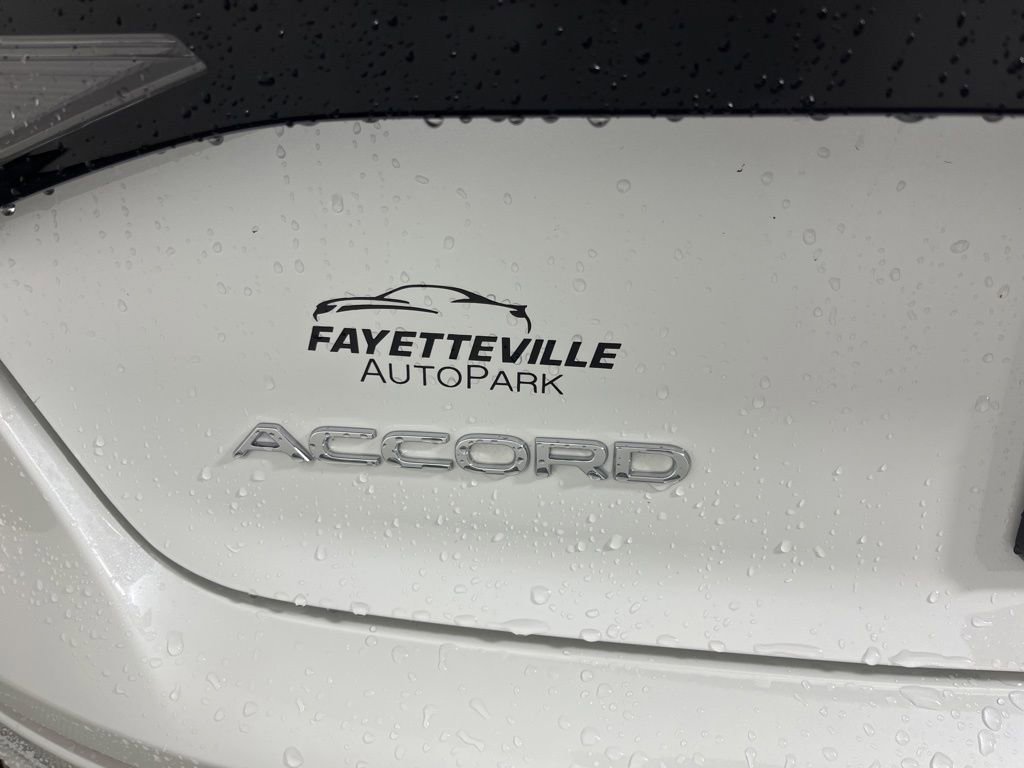 Certified 2025 Honda Accord SE image 18