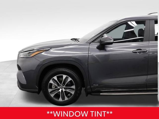 Used 2025 Toyota Highlander XLE image 17