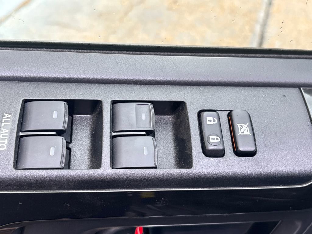 Used 2024 Toyota 4Runner TRD Off-Road Premium image 7