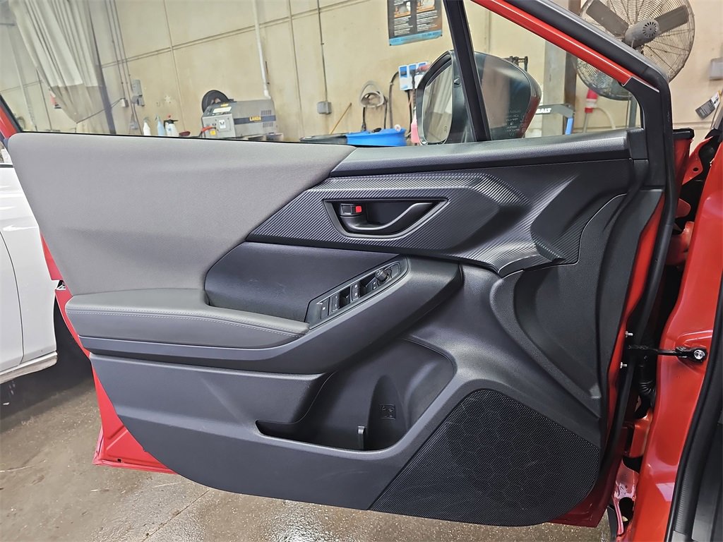 Used 2024 Subaru Crosstrek 2.0i Premium image 25