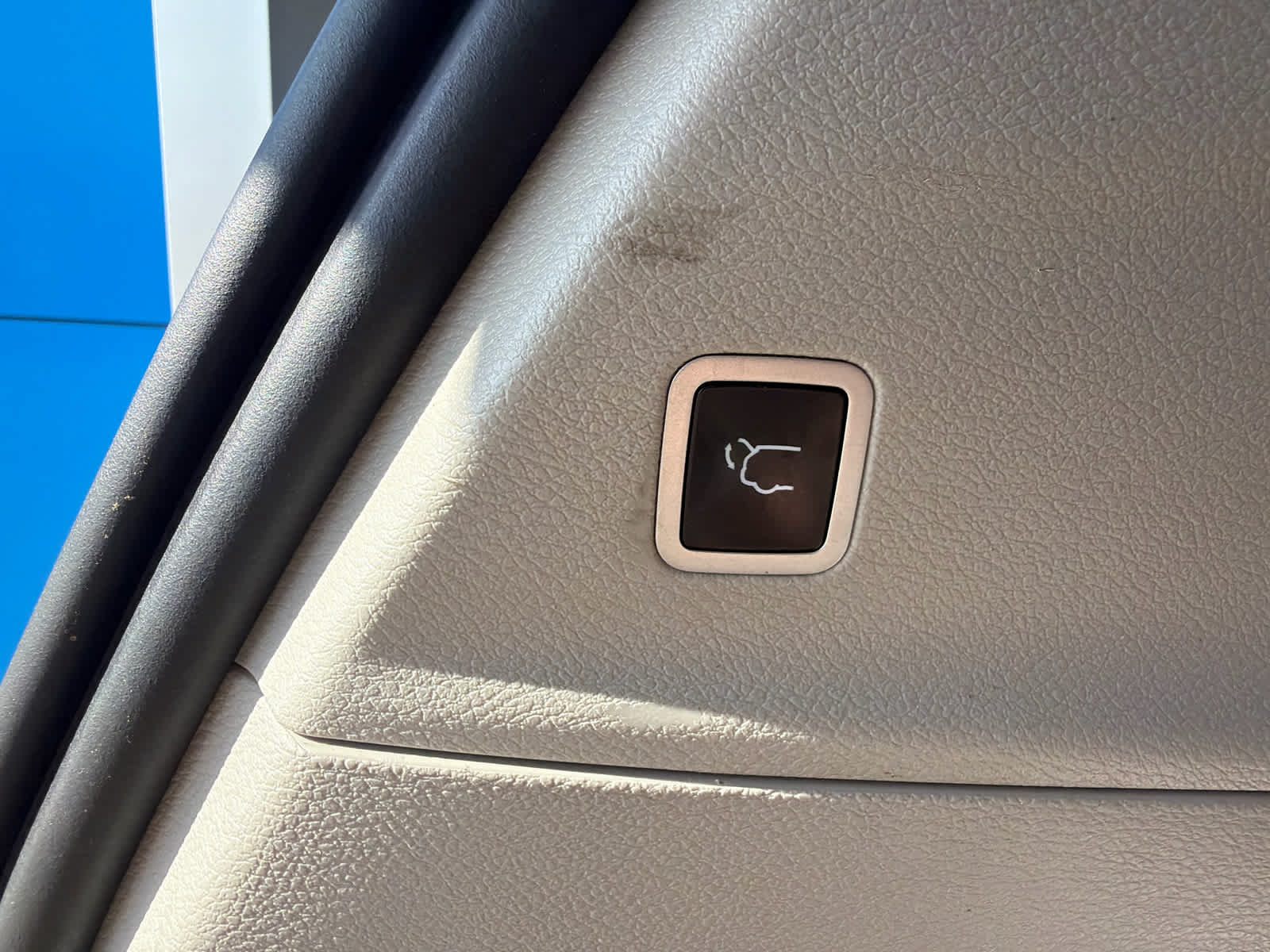Used 2020 Chrysler Pacifica Limited FWD image 32