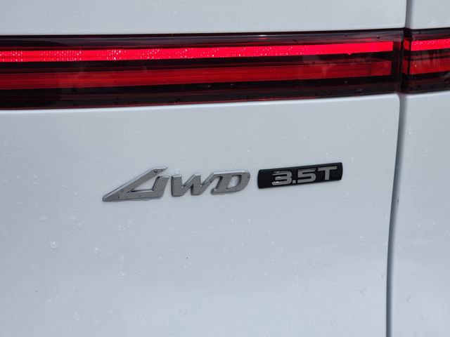 Used 2026 Genesis GV70 3.5T Sport Prestige image 8