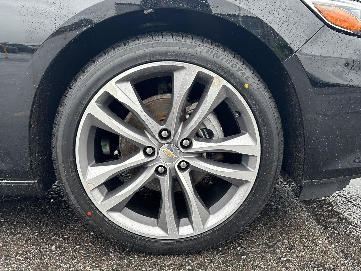 Used 2023 Chevrolet Malibu LT FWD image 9