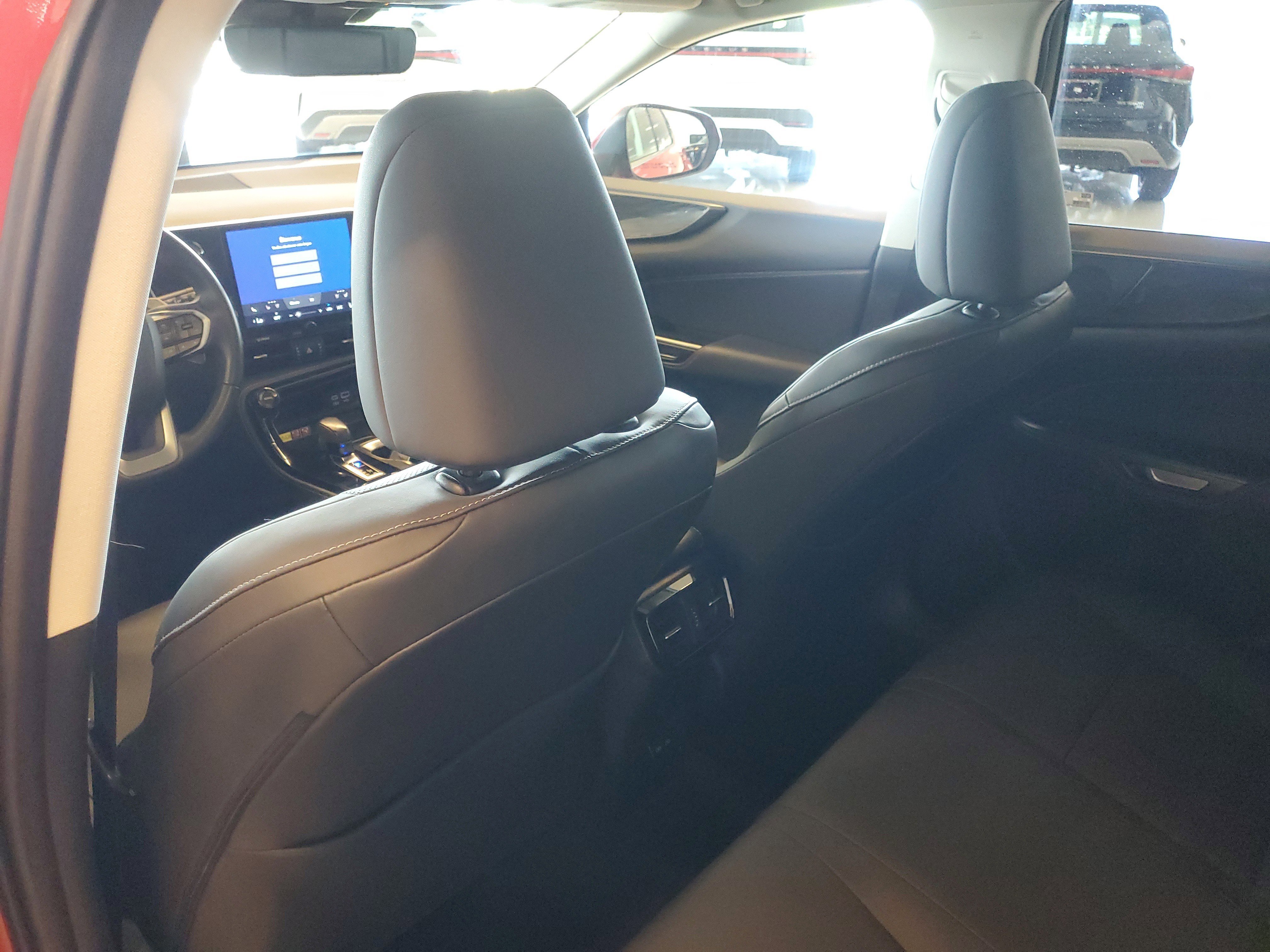 Used 2024 Lexus NX 250 FWD image 15