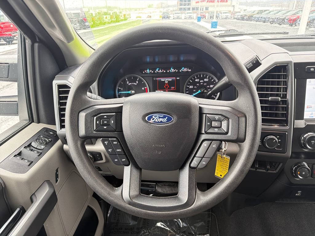 Used 2020 Ford F350 XLT w/ XLT Premium Package image 14