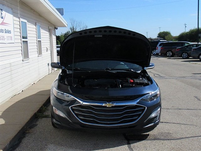 Used 2021 Chevrolet Malibu LT FWD image 6