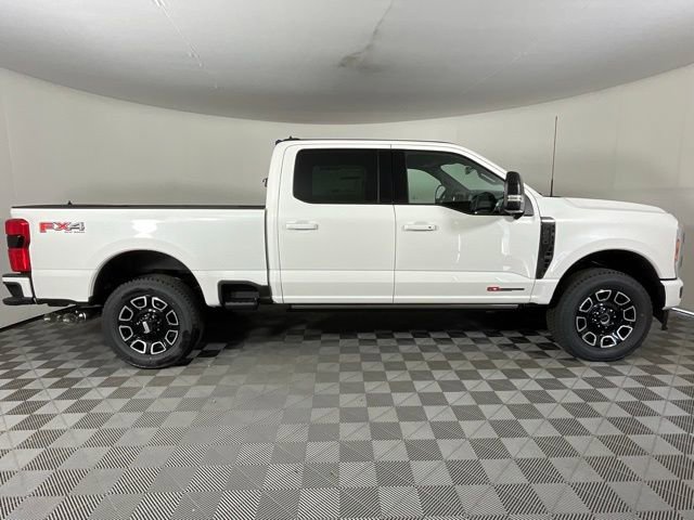 New 2026 Ford F250 Platinum AWD/4WD image 2