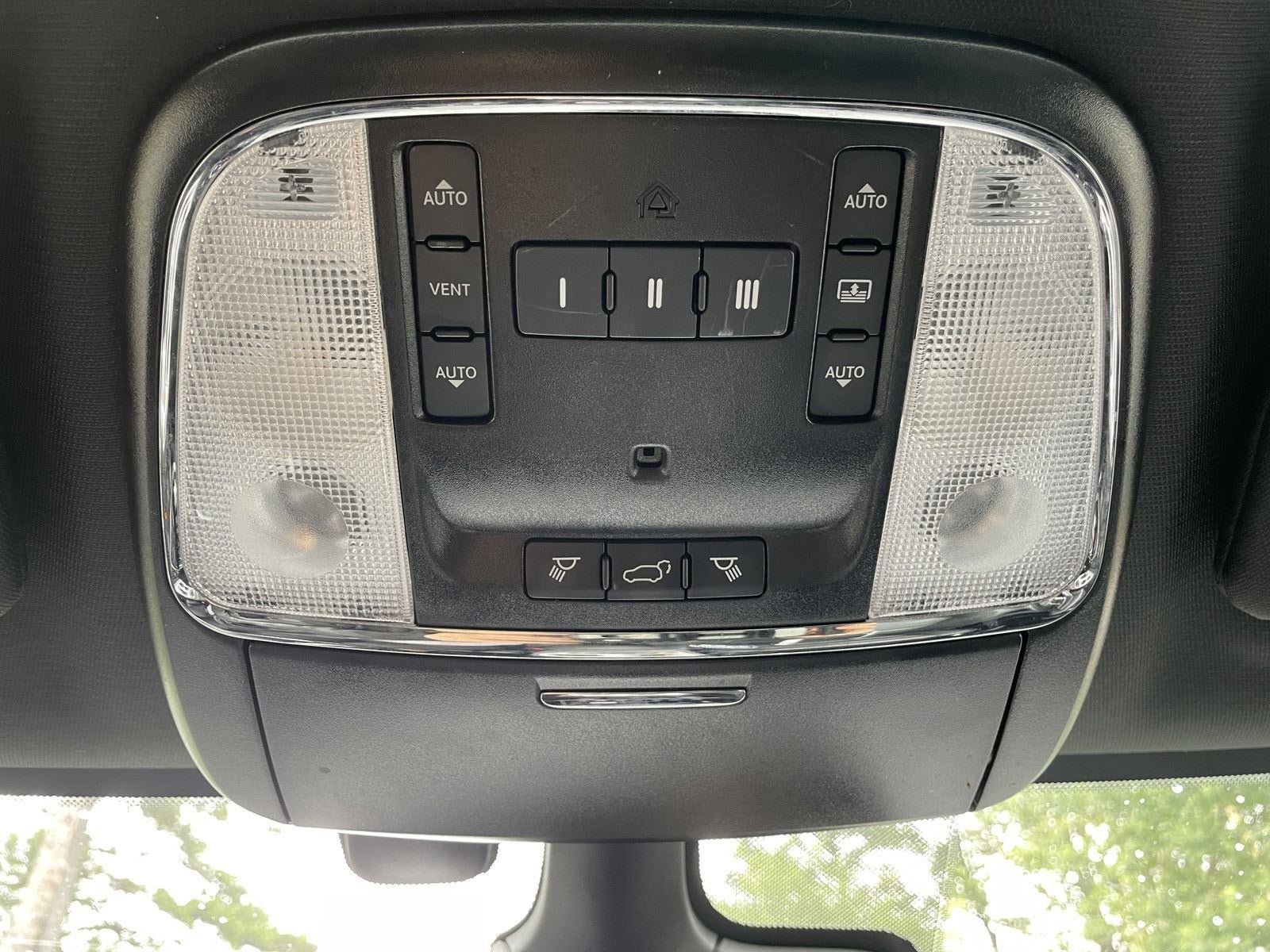 Used 2020 Jeep Grand Cherokee High Altitude AWD/4WD image 34