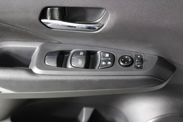 Certified 2024 Nissan Kicks SV FWD image 23