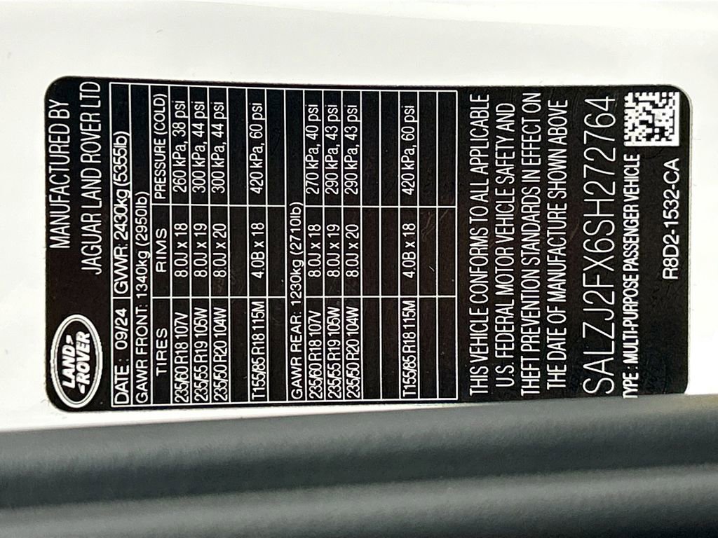 Used 2025 Land Rover Range Rover Evoque S image 34