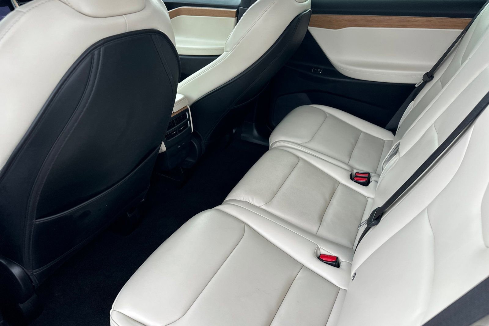 Used 2021 Tesla Model X Long Range image 15