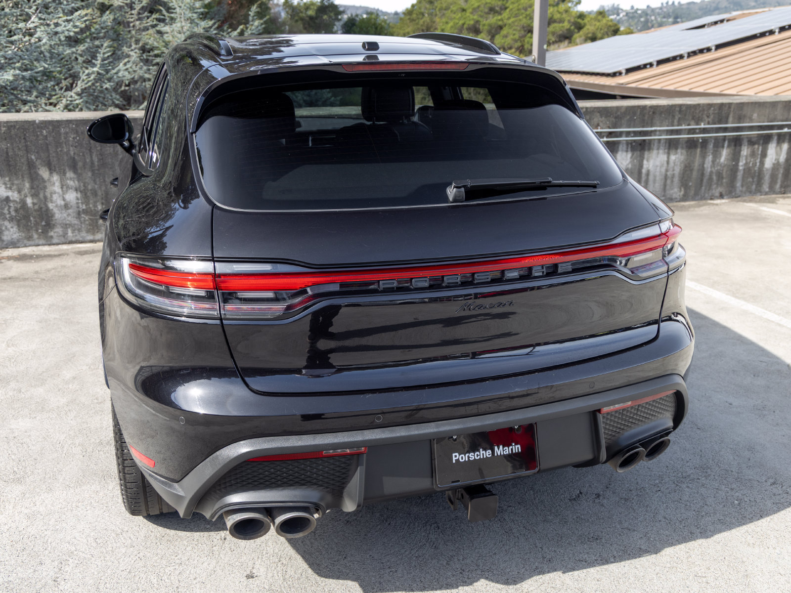 Certified 2023 Porsche Macan AWD/4WD image 21