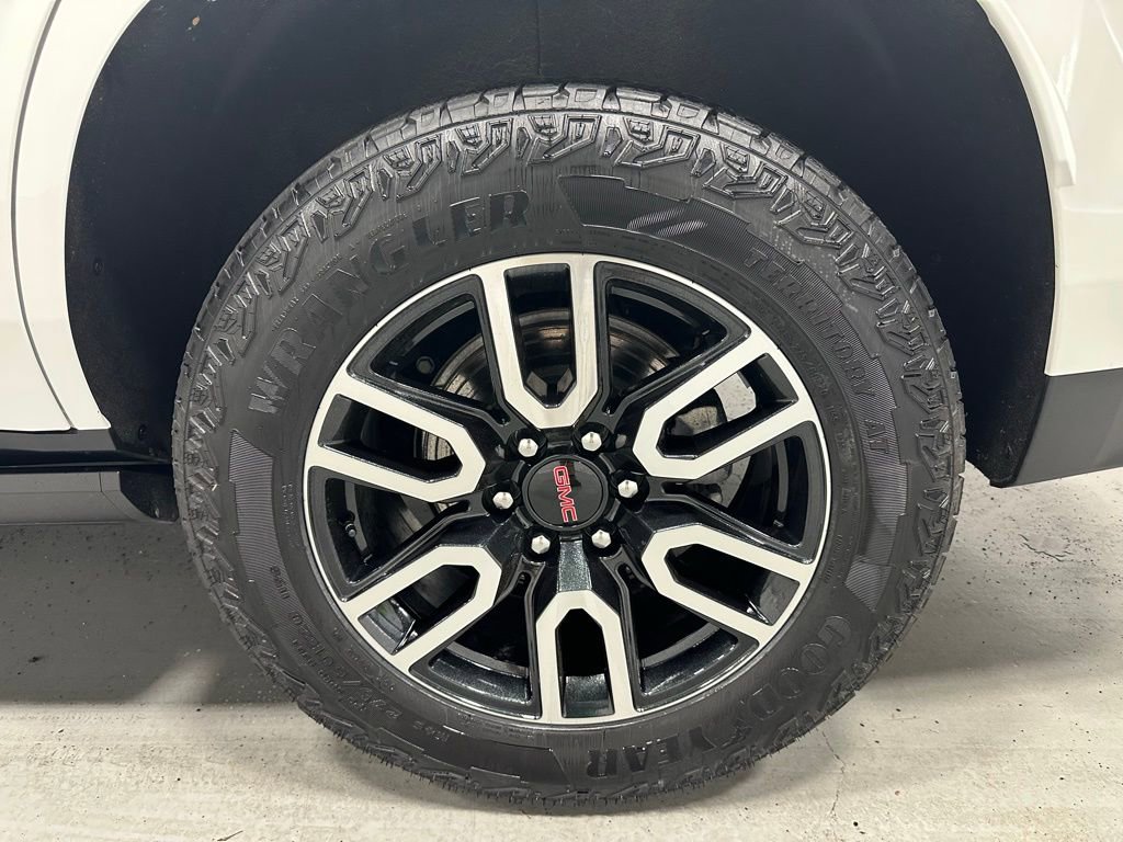 Used 2024 GMC Yukon AT4 w/ AT4 Premium Package image 65