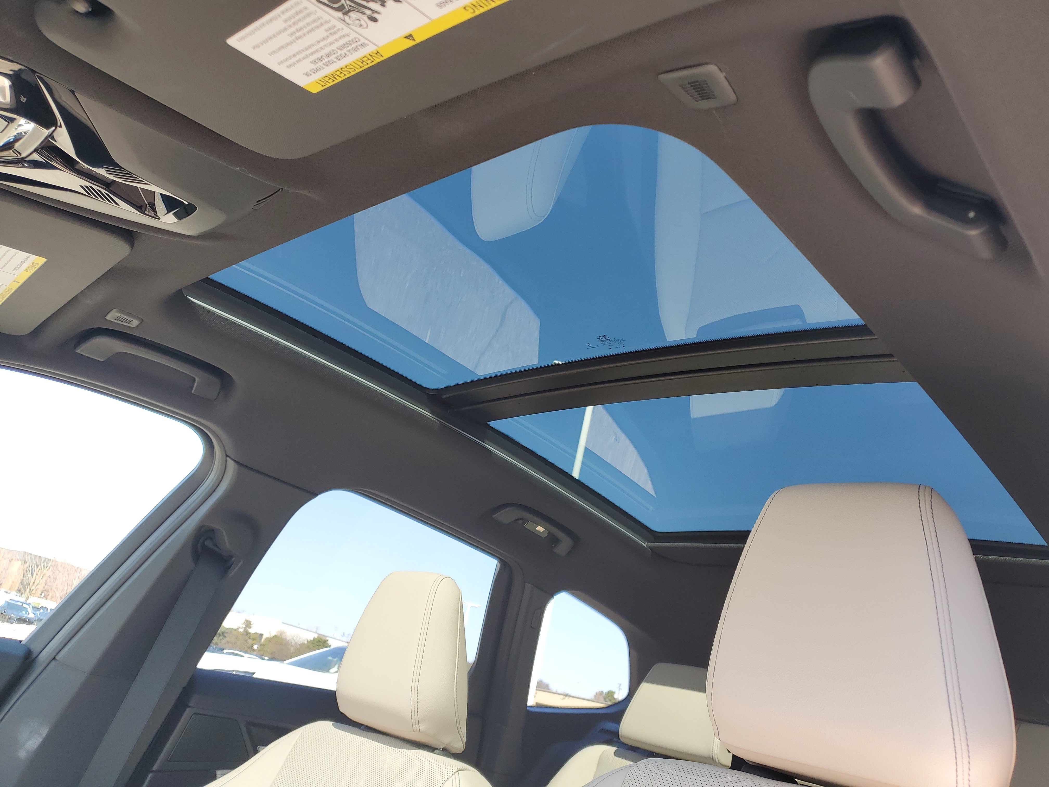 Certified 2023 BMW X1 xDrive28i w/ Convenience Package image 8