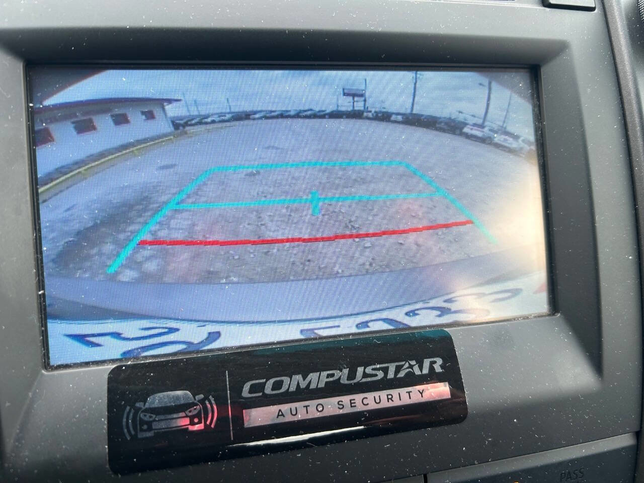 Used 2016 Toyota Camry LE image 24